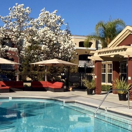 Global Luxury Suites In Cupertino Exterior photo